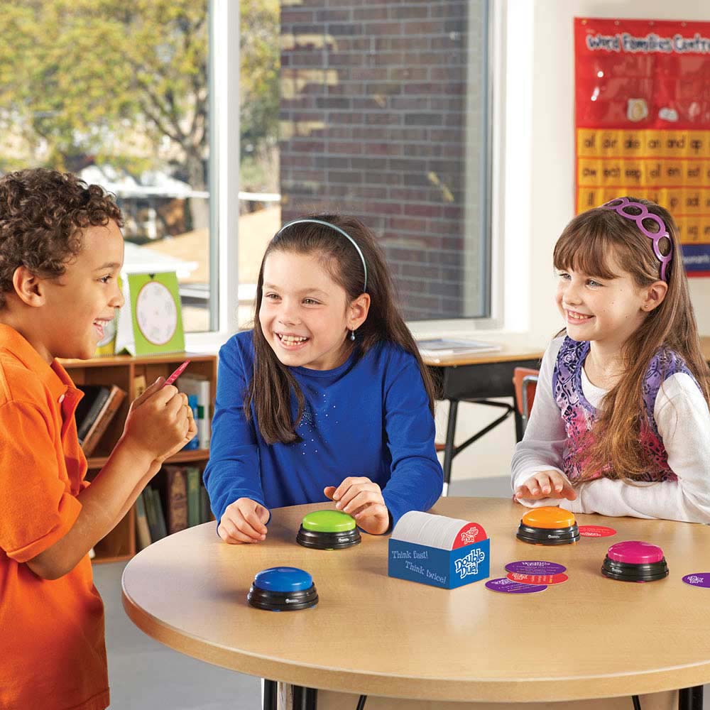 Inside Answer Learning Resources Learning Resources - Recordable Answer Buzzers (Set of 4) - Educanda