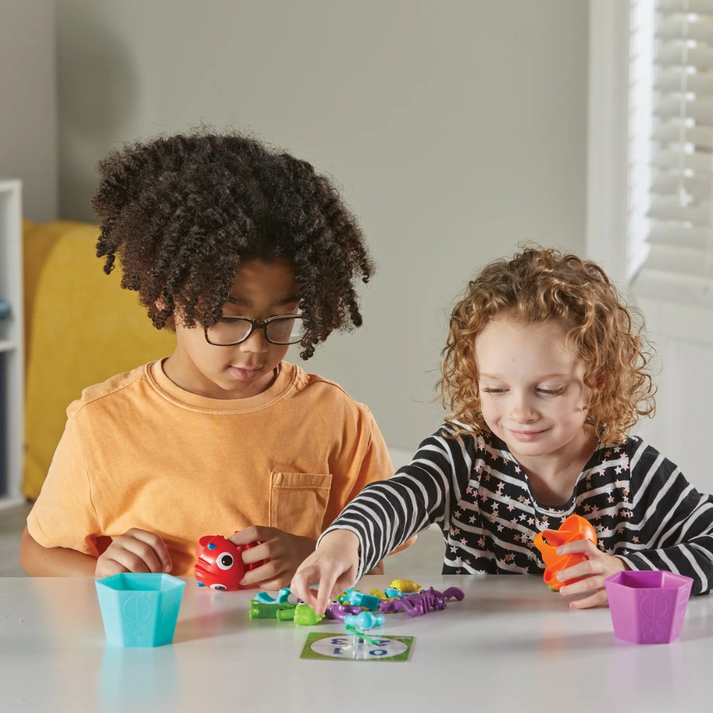Hand2Mind - Grab That Monster - Fine Motor Sorting Activity Game for Kids - Image 8