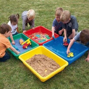 EDX Education - Sand & Water Sensory Trays - 4 Pieces (Blue, Red, Green, Yellow)